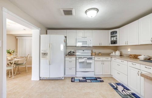 Northside House | Cozy Jacksonville Home ~ 12 Mi to Downtown!