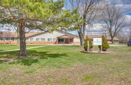 Jasper Apartment | Cozy Jasper Studio Near State Parks and Hiking!