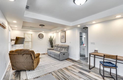 Jefferson City House | Cozy Jefferson City Retreat w/ Porch, Near Golfing