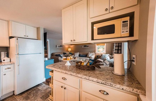 Winthrop House | Cozy Keyes Cottage-family-friendly Amazing Views