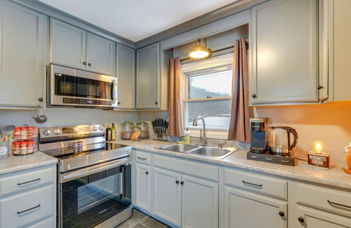 Kingsport Apartment | Cozy Kingsport Apartment: Walk to Cidery!
