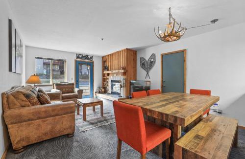 Kirkwood Apartment | Cozy Kirkwood Condo – The Meadows 2 Bedroom condo