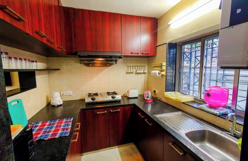 Bhowanipore House | "Cozy Kolkata Getaway in Bhowanipore Near Victoria Memorial & Park Street"