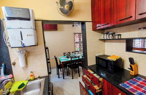 Bhowanipore House | "Cozy Kolkata Getaway in Bhowanipore Near Victoria Memorial & Park Street"