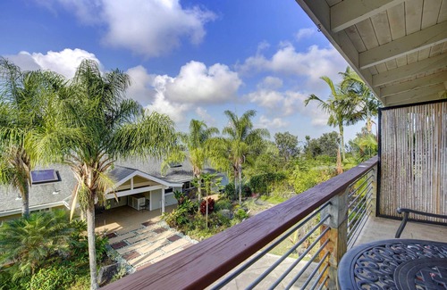Kalaoa Cottage | Cozy Kona Coast Apt w/Lanai ~ 8 Miles to Beach!