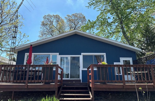 Koontz Lake House | Cozy Koontz lake House right on the water, 30 min to Notre Dame