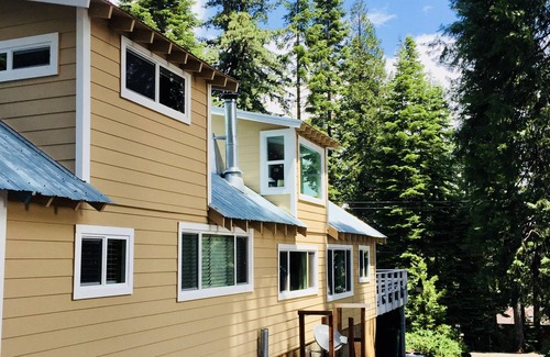 Prattville Cabin | Cozy Lake Almanor Getaway