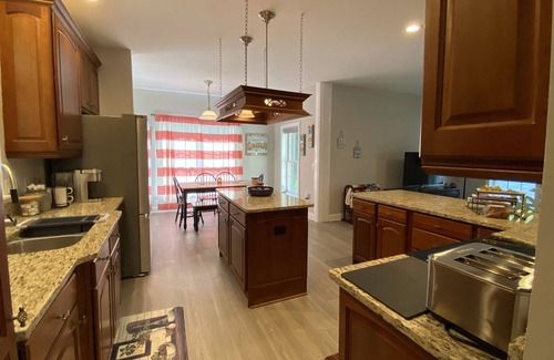 Livingston House | Cozy Lake Anna Retreat w/ Private Water Access