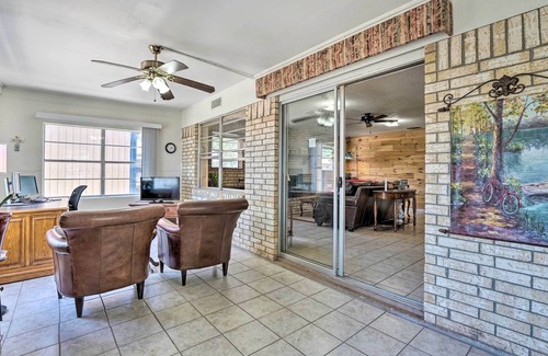 Brownwood House | Cozy Lake Brownwood Home w/ Boat Dock & Deck!
