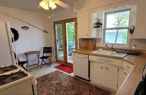 Sturgeon Lake House | Cozy lake cabin with the best view on the lake! Pet friendly!