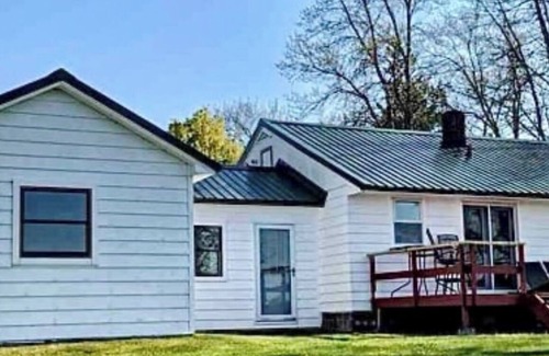 Sturgeon Lake House | Cozy lake cabin with the best view on the lake! Pet friendly!