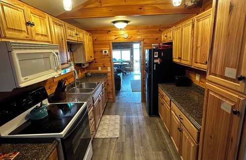 Glenburn Cabin | Cozy Lake Front Cabin minutes to Bangor and the University of Maine