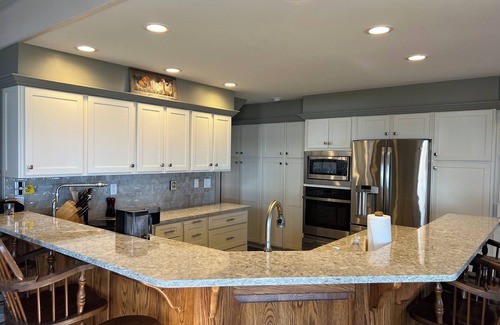 Town of Beekmantown House | Cozy Lake front family home- Lake Champlain