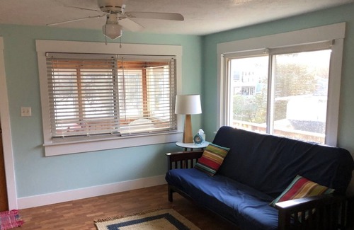 Hastings Apartment | Cozy Lake Front get away