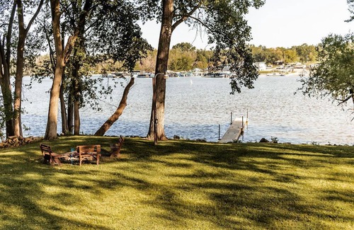 Newville House | Cozy Lake Home on Water: Large deck, Yard & Dock