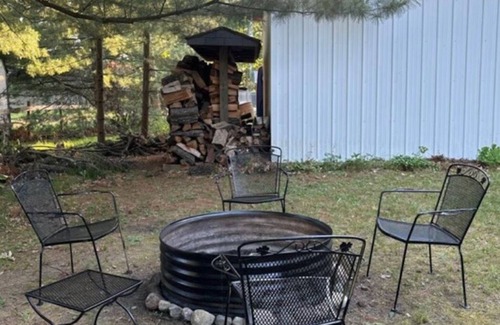 Harrison Cottage | Cozy lake view cottage just steps from the water! No Cleaning Fee Fire pit kayak