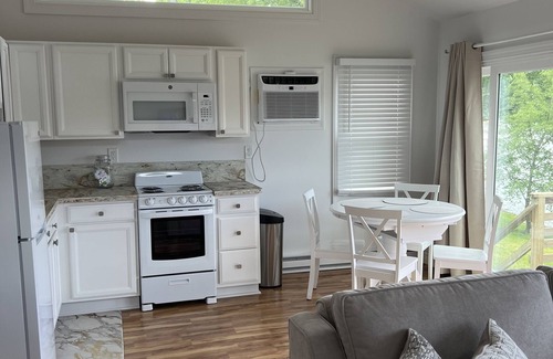 Middlefield Cottage | Cozy Lakefront Cottage #6