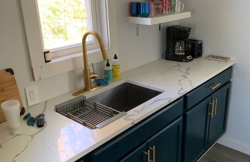 Honeoye House | Cozy Lakefront Cottage!