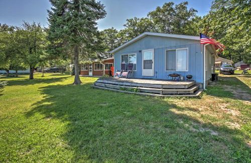 Long Lake House | Cozy Lakefront Hale Cabin with Access to Boat Ramp!