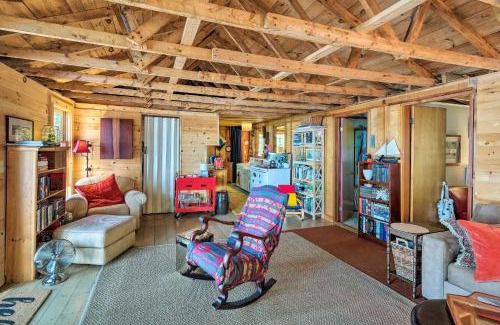 Madison House | Cozy Lakefront Madison Cabin with Dock and Kayaks