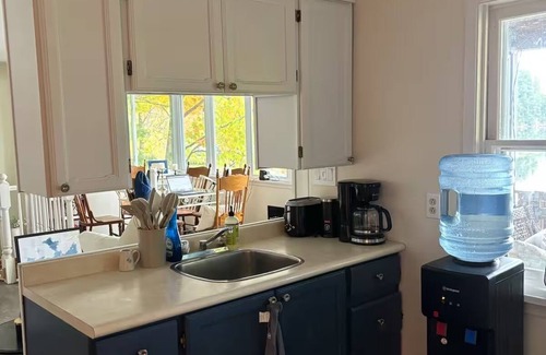 Utterson Cottage | Cozy Lakefront Muskoka Cottage