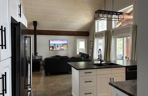 Likely House | Cozy Lakefront Post and Beam Home, pet friendly, public boat launch,