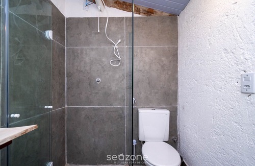 Hidrolandia House | Cozy Lakefront Suites RGB