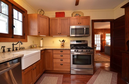 Hammondsport Cottage | Cozy lakeside cottage with Grand Views, beautiful beach, and sunsets! See video!