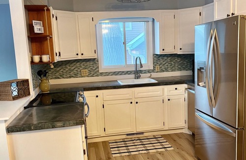 Spirit Lake House | Cozy Lakeside Retreat with Beach Access, Scenic Views & Endless Amenities