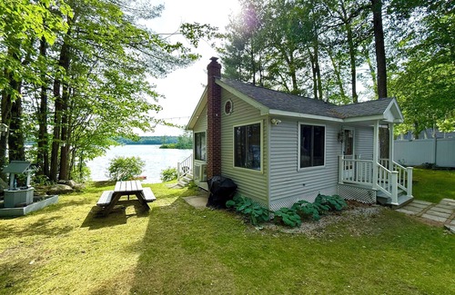 West Poland Cabin | Cozy Lakeside Retreat: 2 Cabins, 2 Bedrooms with AC & WiFi in Peaceful Poland