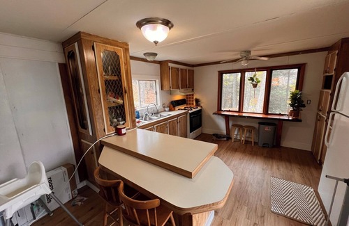 Greentown House | Cozy Lakeside Retreat minutes up the road from beautiful Lake Wallenpaupak