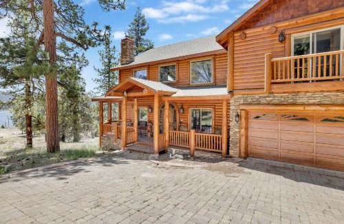 Fawnskin House | Cozy lakeview hideaway #2261