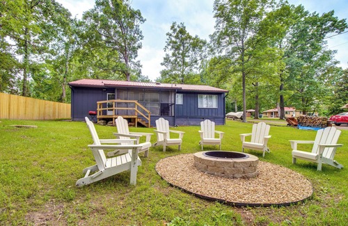 Lakeview House | Cozy Lakeview Retreat, Close to Bull Shoals Lake!