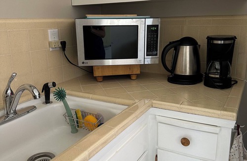 Buena Vista Apartment | Cozy & Large Studio in Central San Francisco neighborhood