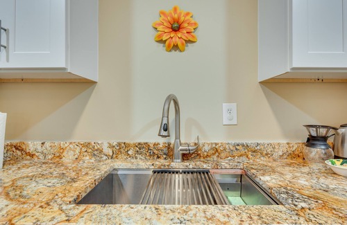 Lawrenceville Apartment | Cozy Lawrenceville Apt - 6 Mi to Mall of Georgia!