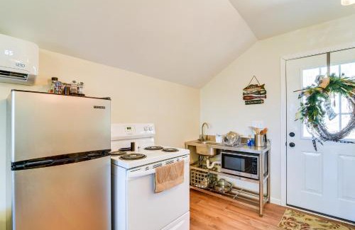 Sharon Grove Apartment | Cozy Lewisburg Getaway with Deck and Lake Access!