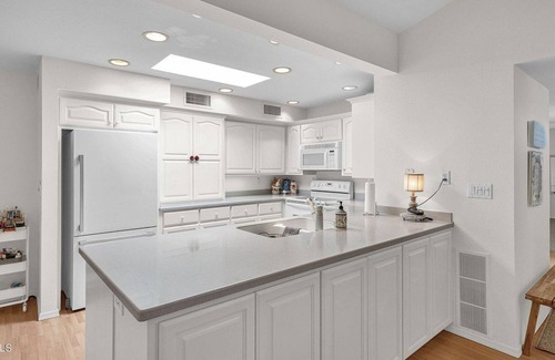 Fashion Square House | Cozy, light filled 2B, 2B in Scottsdale