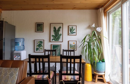 Namur Ski Chalet | Cozy Little Lakefront Chalet