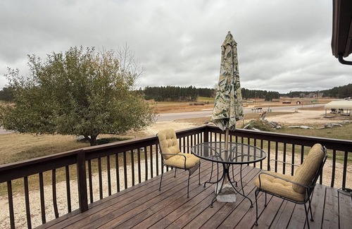 Custer Cabin | Cozy little pet-friendly cabins in the heart of Black Hills!