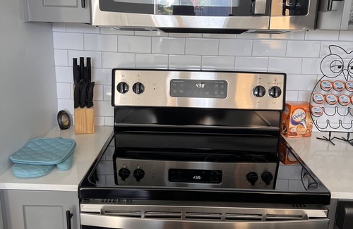 Midtown Apartment | Cozy Living