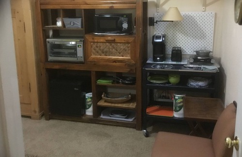 Covell Park House | Cozy Location, close to the University and shopping , by the Greenbelt park