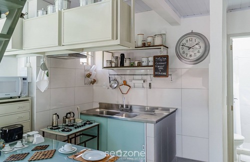 Historic Center Apartment | Cozy Loft in the Mountains of Petropolis Ato3091