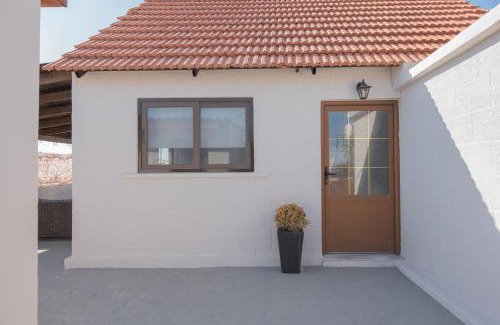 Petaloudes House | Cozy Loft with Private Terrace