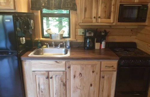 Cooperstown Cabin | Cozy Log Cabin at Warrior Ethos Farm
