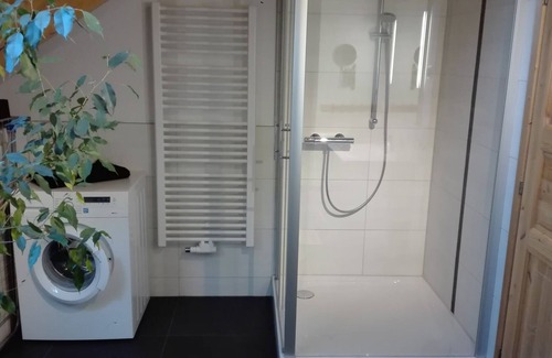 Augustusburg Apartment | Cozy log cabin - vacation apartment sunset in the Erzgebirge with balcony