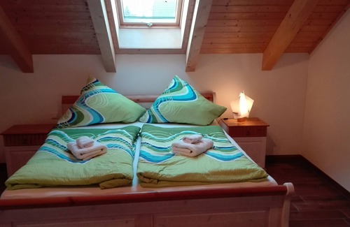 Augustusburg Apartment | Cozy log cabin - vacation apartment sunset in the Erzgebirge with balcony