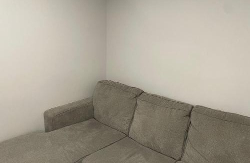 Southeast Calgary House | Cozy lot