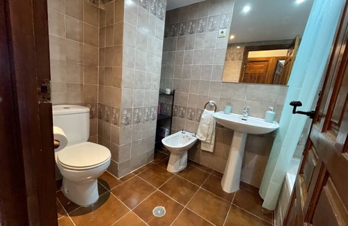 Cogolludo Condo | Cozy & lovely 2 bedroom apartment by the mountain