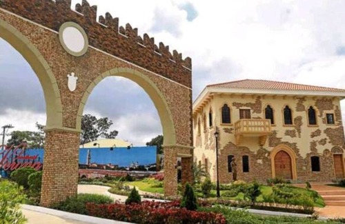 Silang House | Cozy, lovely with breath-taking view, Cool breeze