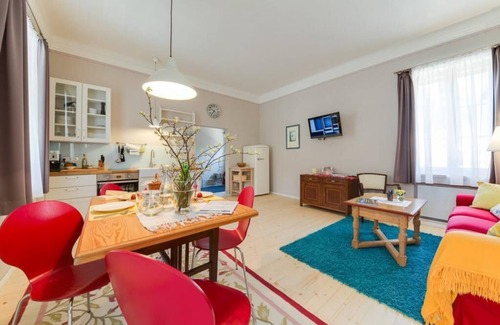 Wienerbruck Apartment | Cozy, lovingly renovated apartment in Wienerbruck station